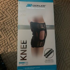 Bionica Black Knee Support Brace